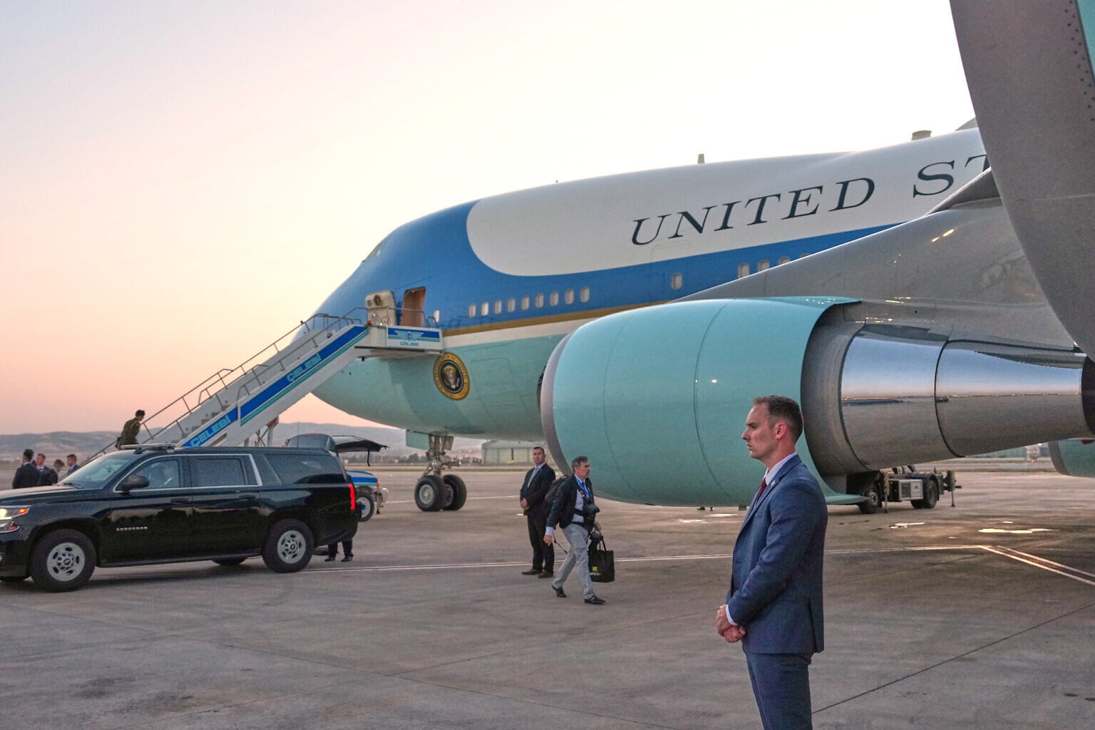 A catering truck is visible parked on the opposite side of Air Force One on the tarmac after US President Donald Trump boarded the plane following the NATO summit at Ankara International Airport in Ankara, Turkey, July 8, 2026. (AP Photo/Alex Brandon)