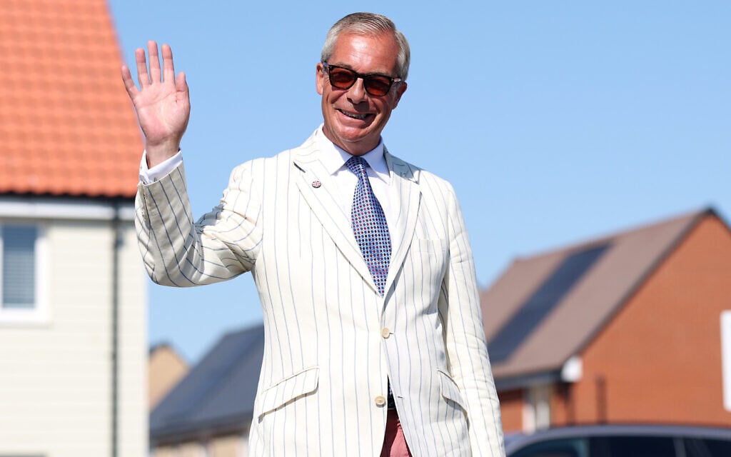 Farage beats Count Binface to win back parliamentary seat in widely mocked election