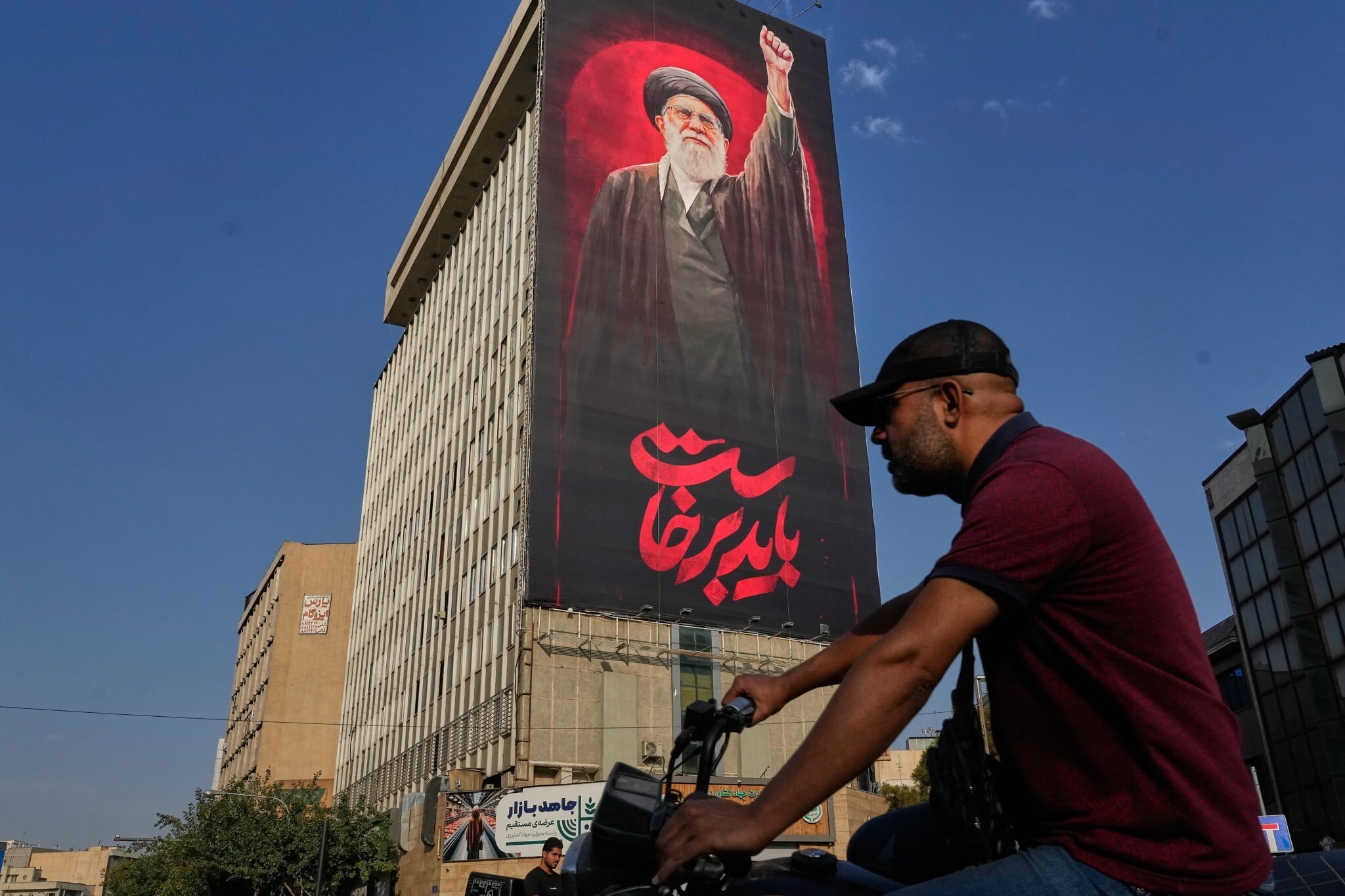 Iran’s Leadership Concerned Over Potential Domestic Unrest Amid Economic Strain