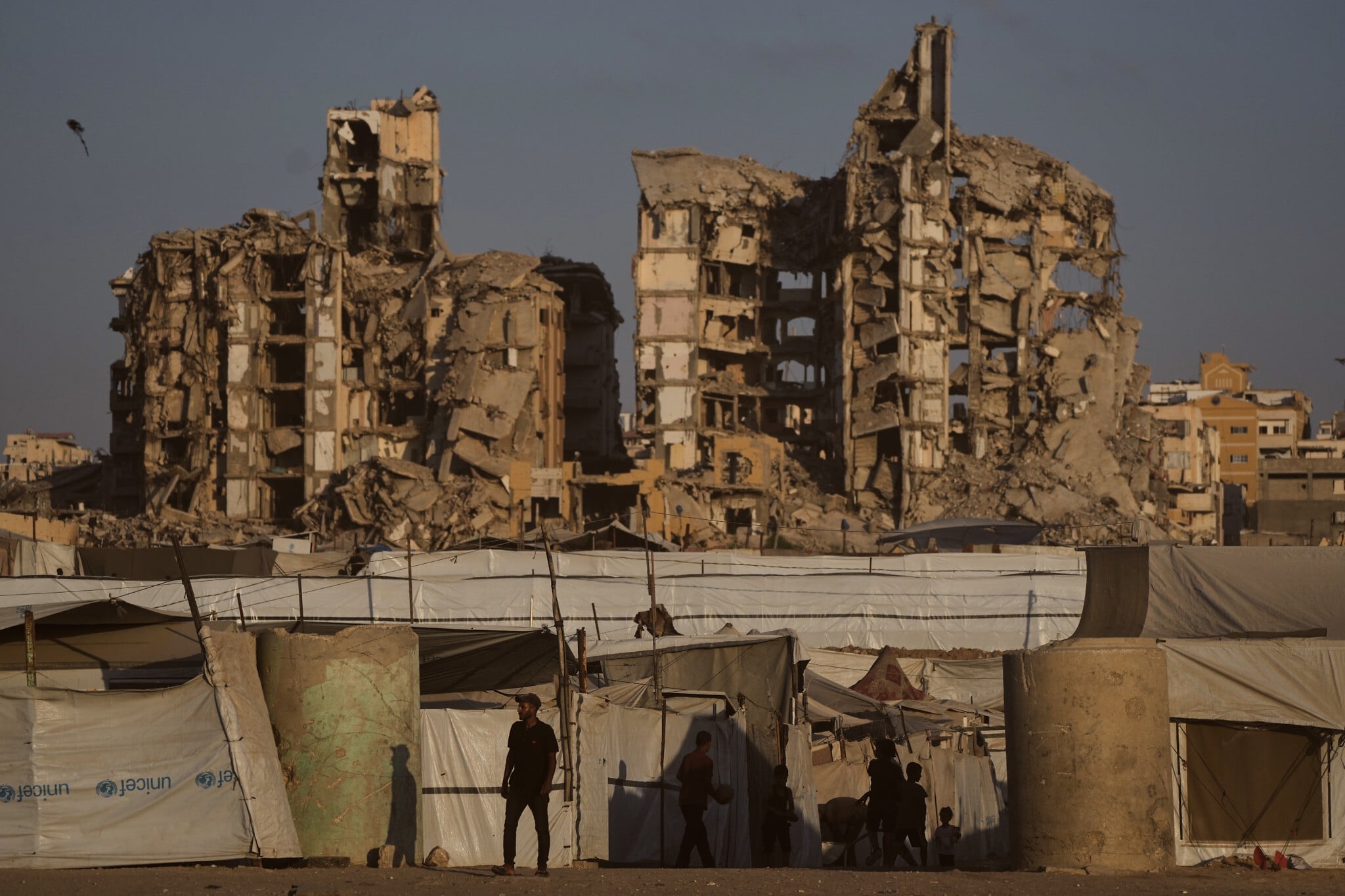 Hamas Affirms Commitment to 15-Point Gaza Framework as Negotiations Continue