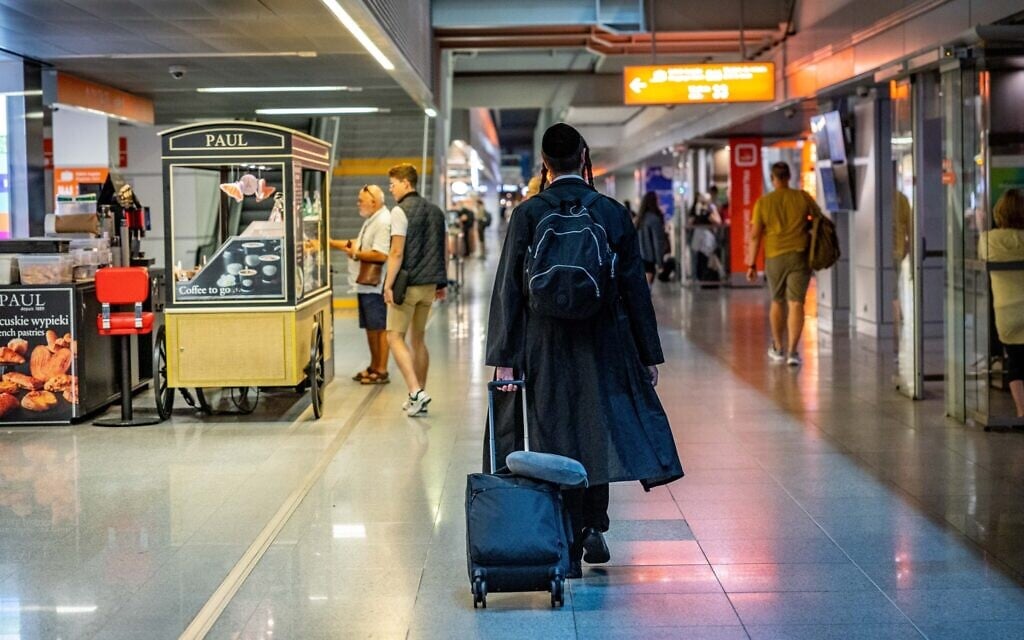Mapping antisemitism, a website helps Jewish jet-setters avoid turbulence