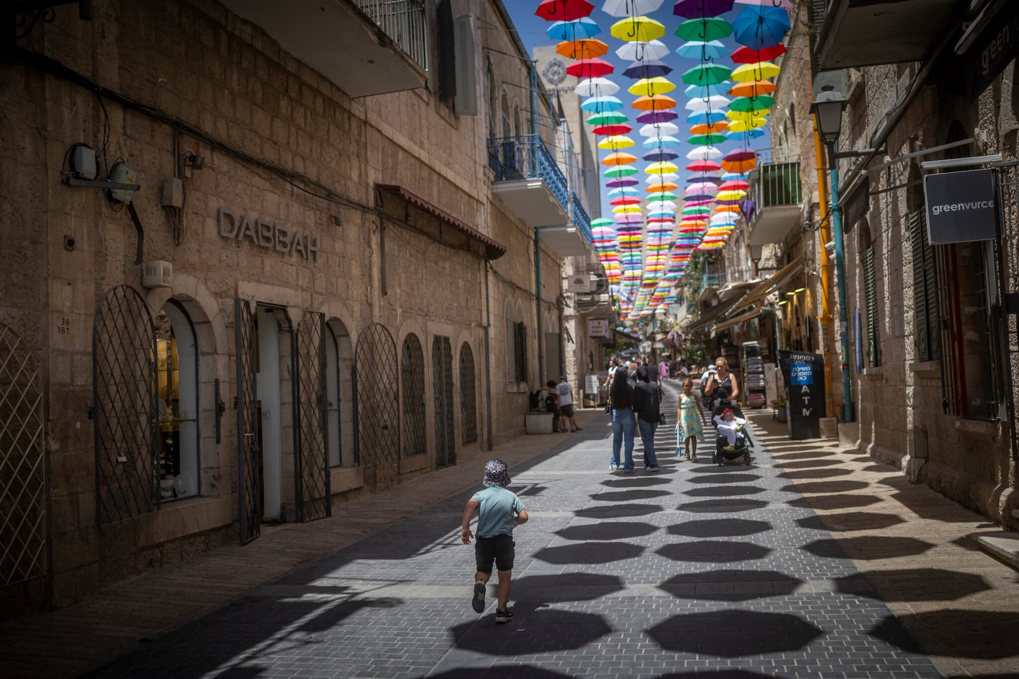 Bank of Israel Cuts Interest Rates to 3.25% Amid Economic Uncertainty