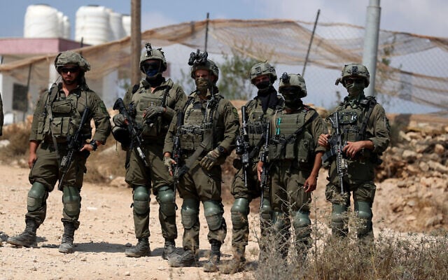 Illustrative: IDF troops in the village of Qusra, south of Nablus, West Bank, on August 14, 2026. (FLASH90)