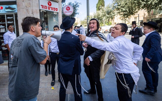 Ultra-Orthodox protesters demonstrate against a cafe operating on Shabbat in central Jerusalem, August 29, 2026. (Oren Ben Hakoon/Flash90)