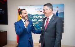 Foreign Minister Gideon Sa’ar, right, meets with Colombia’s incoming president Abelardo de la Espriella at the latter's office in Barranquilla on August 6, 2026, a day before de la Espriella's inauguration. (Foreign Ministry)