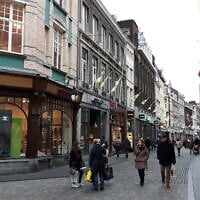 People walk in the streets of Maastricht on February 3, 2017. (Sophie MIGNON/AFP)