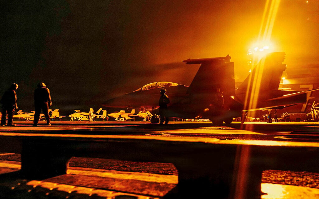 US strikes Iranian sites around Hormuz, IRGC says it retaliated against base in Jordan