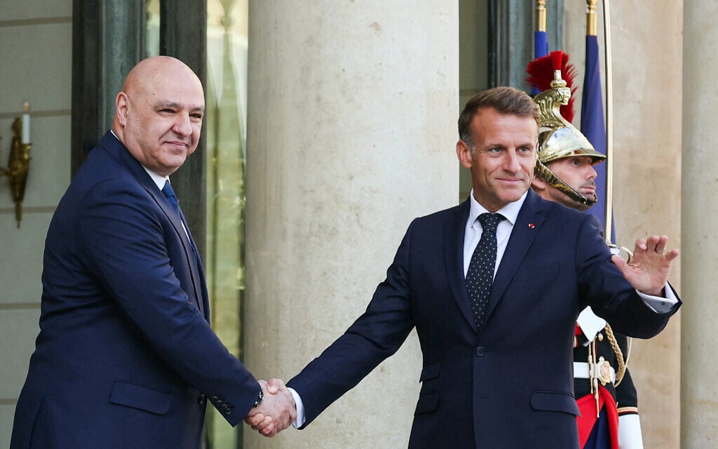France’s President Emmanuel Macron (R) welcomes Lebanon’s President Joseph Aoun ahead of their meeting at the Elysee Palace in Paris on September 17, 2026. (Thomas SAMSON/AFP) France’s President Emmanuel Macron (R) welcomes Lebanon’s President Joseph Aoun ahead of their meeting at the Elysee Palace in Paris on September 17, 2026. (Thomas SAMSON/AFP)