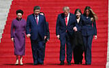US President Donald Trump, First Lady Melania Trump, China’s President Xi Jinping and his wife Peng Liyuan walk down the steps after a visit the National Archives in Washington, DC on September 25, 2026. (SAUL LOEB/AFP)
