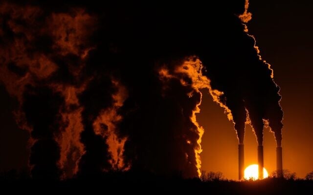 The Jeffrey Energy Center coal-fired power plant operates at sunset January 3, 2026, in Topeka, Kansas (AP Photo/Charlie Riedel) The Jeffrey Energy Center coal-fired power plant operates at sunset January 3, 2026, in Topeka, Kansas (AP Photo/Charlie Riedel)