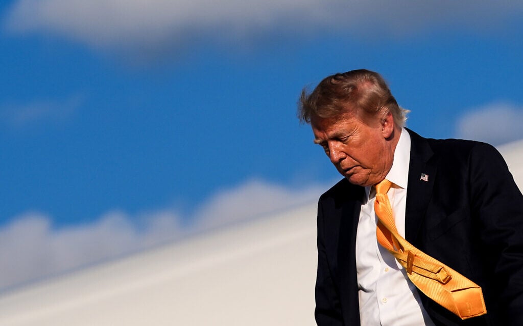 US President Donald Trump disembarks Air Force One at Morristown Airport, September 4, 2026, in Morristown, New Jersey. (AP Photo/Julia Demaree Nikhinson)