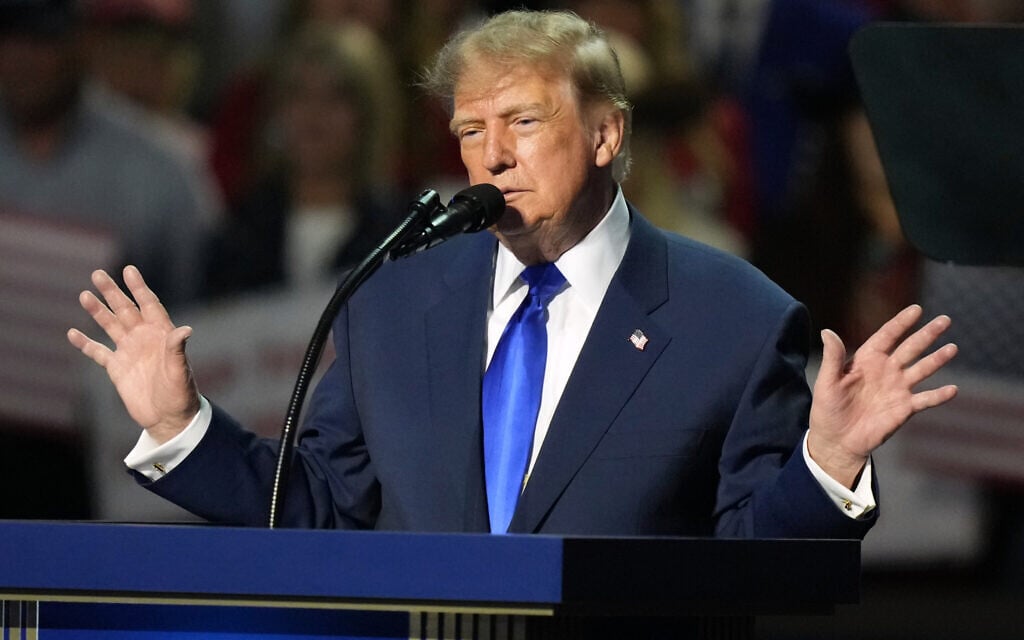 Trump, hoping to salvage midterms, pledges to give every US adult $5,000 if GOP wins