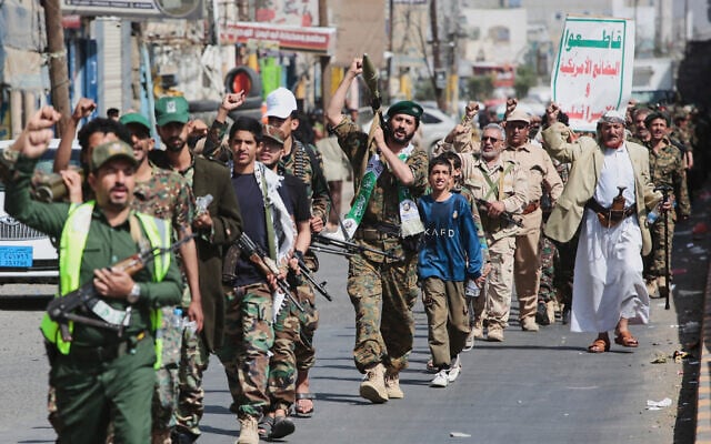 Yemen’s Houthi rebels march during a mobilization campaign in Sanaa, Yemen, September 10, 2026. (AP) Yemen’s Houthi rebels march during a mobilization campaign in Sanaa, Yemen, September 10, 2026. (AP)