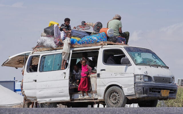 Members of the Haj Ali Araj family, who are displaced from Mokha, arrive at Al-Firdaws camp in Ras Imran, on the western outskirts of Aden, Yemen, September 24, 2026. (AP Photo/Abdulnasser Alseddik) Members of the Haj Ali Araj family, who are displaced from Mokha, arrive at Al-Firdaws camp in Ras Imran, on the western outskirts of Aden, Yemen, September 24, 2026. (AP Photo/Abdulnasser Alseddik)