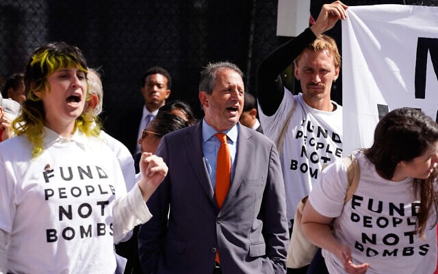 Democratic congressional candidate Brad Lander gathers with other demonstrators to protest ahead of Israeli Prime Minister Benjamin Netanyahu’s address at the 81st session of the United Nations General Assembly, September 24, 2026, in New York. (AP Photo/Madison Swart)