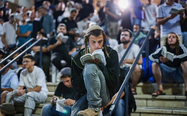 Jewish worshipers pray for forgiveness during Selichot prayers at the Tomb of Rabbi Shimon Bar Yochai in Meron, northern Israel, early on September 4, 2026, ahead of the Jewish New Year. (David Cohen/Flash90)