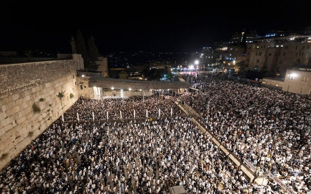 Jews pray for forgiveness in a Slichot service at the Western Wall in Jerusalem’s Old City, early on September 6, 2026, ahead of the Jewish holiday of Rosh Hashanah (Chaim Goldberg/Flash90)