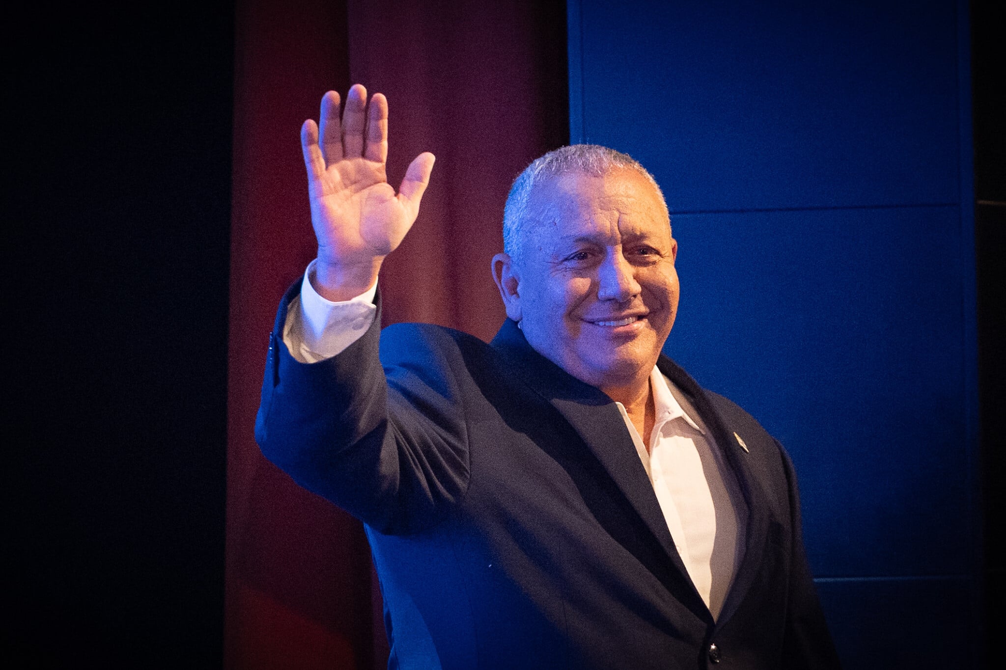‘Teddy bear with a spine of iron’: How Gadi Eisenkot has emerged as Netanyahu’s...