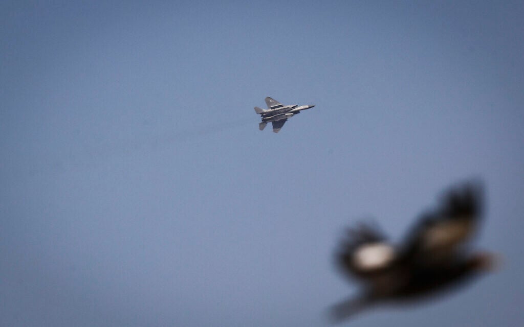 An Air Force fighter jet is seen in the skies over central Israel, September 9, 2026. (Nati Shohat/Flash90) An Air Force fighter jet is seen in the skies over central Israel, September 9, 2026. (Nati Shohat/Flash90)