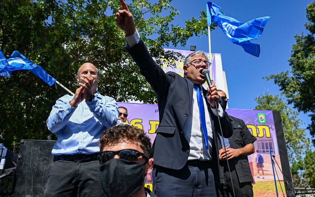 National Security Minister Itamar Ben-Gvir speaks with Israeli students during a mock election event at Blich High School in Ramat Gan, September 17, 2026. (Avshalom Sassoni/Flash90)