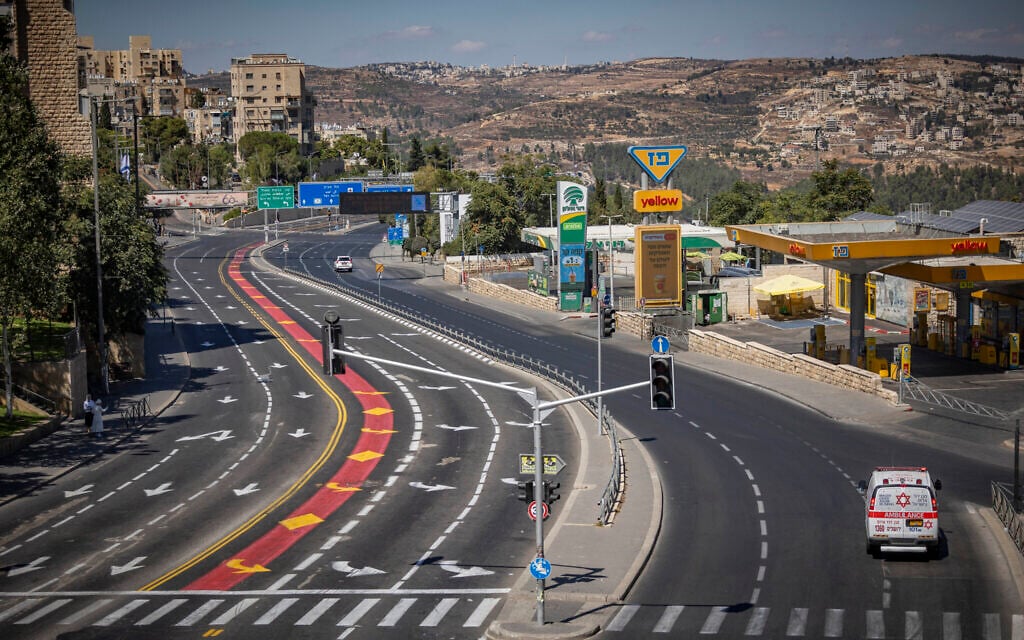 Emergency services: 2 killed in road accidents over Yom Kippur, 368 people treated for fast-related issues