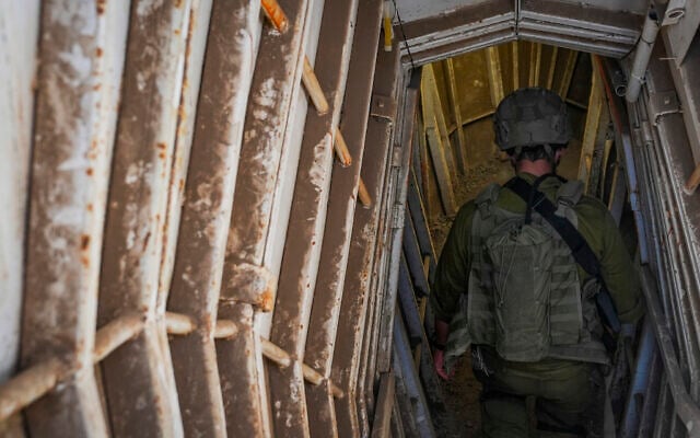 An Israeli soldier at an IDF post on the Syrian side of the border with Israel, September 24, 2026 (Ayal Margolin/Flash90)