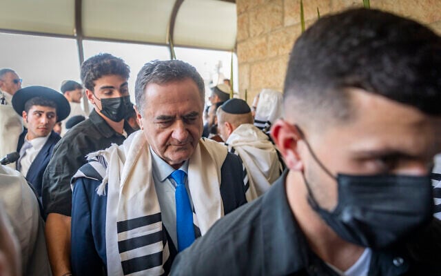 Defense Minister Israel Katz attends the traditional priestly blessing ceremony at the Western Wall during the Jewish holiday of Sukkot, in Jerusalem’s Old City, September 28, 2026. (Chaim Goldberg/Flash90)