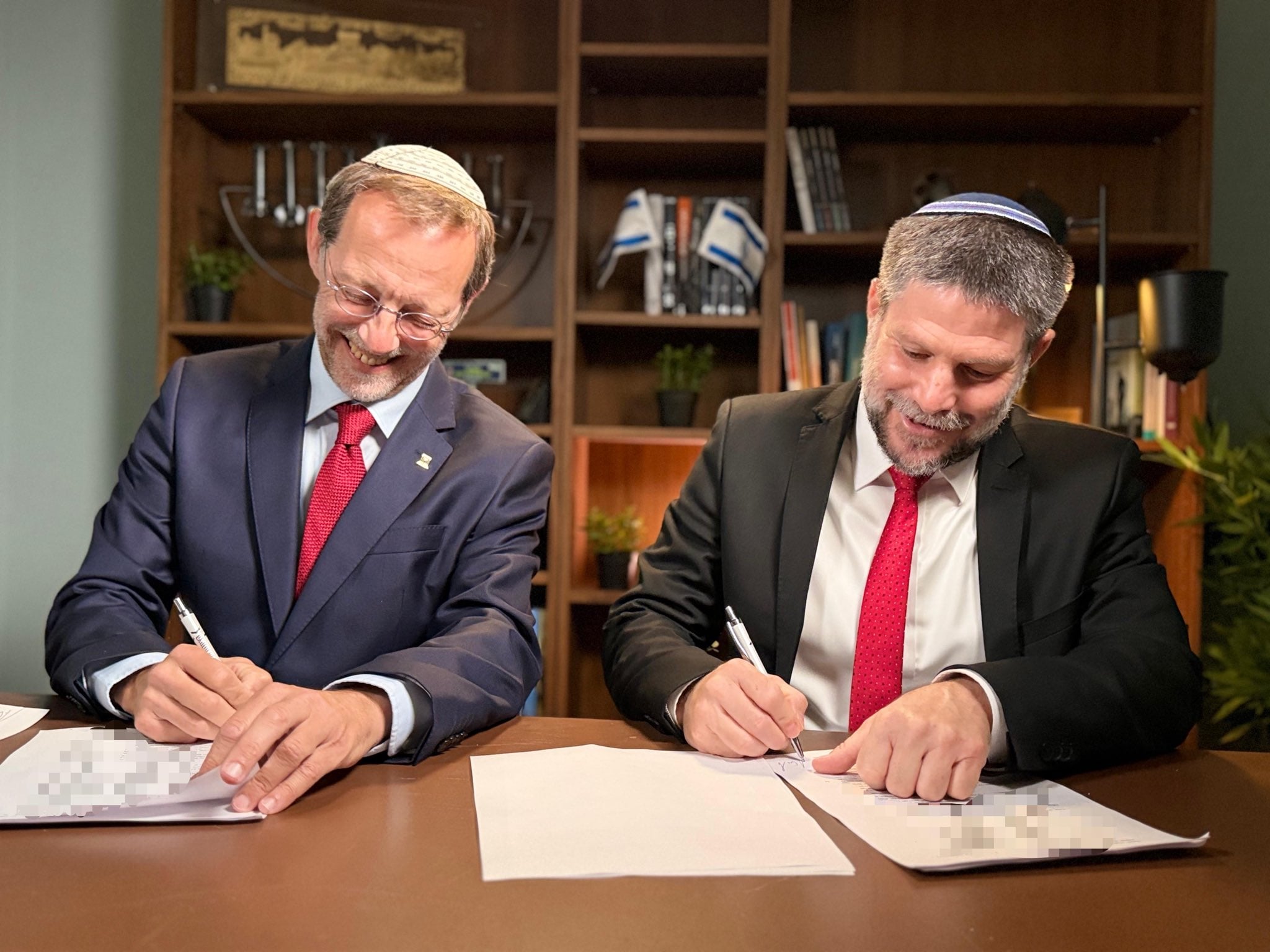 Bezalel Smotrich and Moshe Feiglin Announce Joint Election Ticket