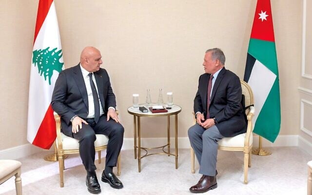 Lebanese President Joseph Aoun (L) meets with Jordanian King Abdullah II in Paris, France, September 16, 2026. (Jordanian Royal Palace/X)