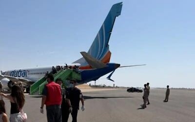 A flydubai Boeing 737 MAX from Dubai to Tel Aviv which landed at Tabuk Airport in Saudi Arabia, September 30, 2026. (Social media: used in accordance with Clause 27a of the Copyright Law) A flydubai Boeing 737 MAX from Dubai to Tel Aviv which landed at Tabuk Airport in Saudi Arabia, September 30, 2026. (Social media: used in accordance with Clause 27a of the Copyright Law)