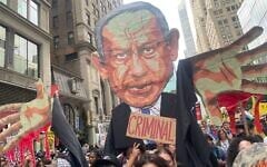 Protesters against Prime Minister Benjamin Netanyahu in New York City, September 24, 2026. (Luke Tress/Times of Israel)