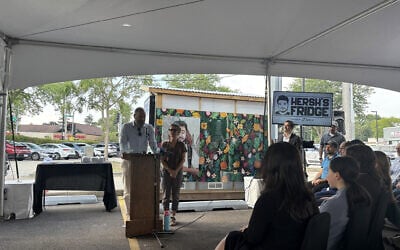 Jon and Rachel Goldberg-Polin speak at a dedication ceremony for a community fridge in memory of their son Hersh in Skokie, Illinois, on September 2, 2026. (Times of Israel staff) Jon and Rachel Goldberg-Polin speak at a dedication ceremony for a community fridge in memory of their son Hersh in Skokie, Illinois, on September 2, 2026. (Times of Israel staff)