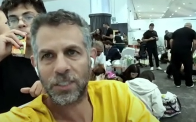 Almog Italie, a passenger on a flydubai plane that landed at Tabuk Airport in Saudi Arabia, September 30, 2026. (Channel 12 screenshot) Almog Italie, a passenger on a flydubai plane that landed at Tabuk Airport in Saudi Arabia, September 30, 2026. (Channel 12 screenshot)