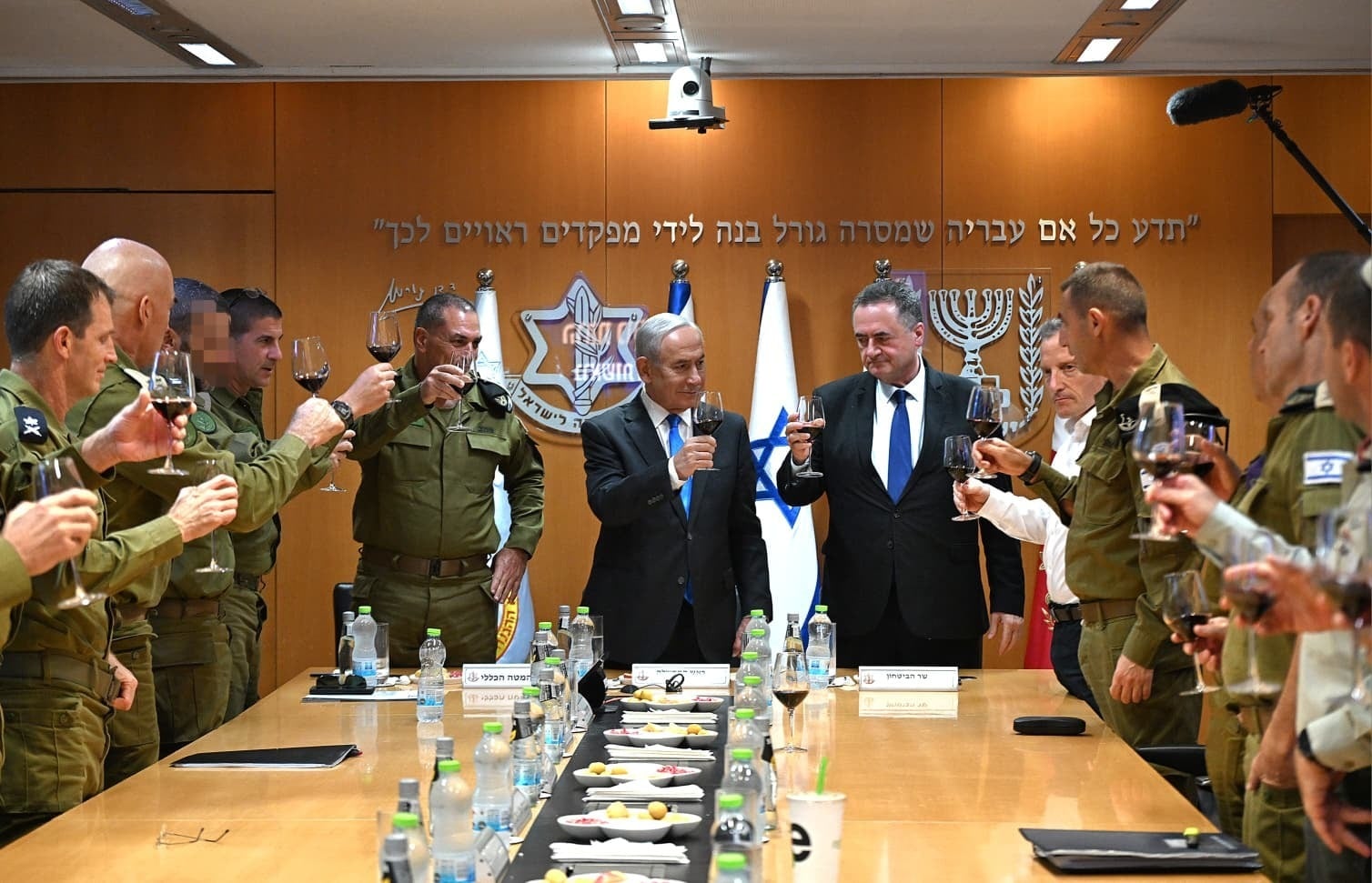 Netanyahu Identifies Toppling Iranian Regime as Israel's Primary Objective