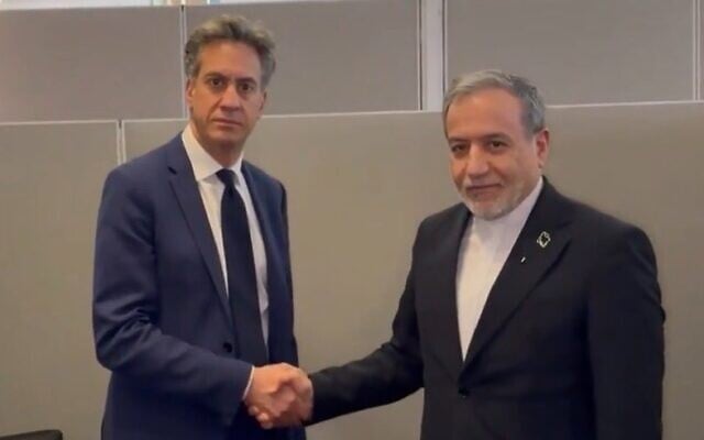 British Foreign Secretary Ed Miliband and Iranian Foreign Minister Abbas Araghchi meet on the UN General Assembly sidelines on September 25, 2026. (Screen capture/X)