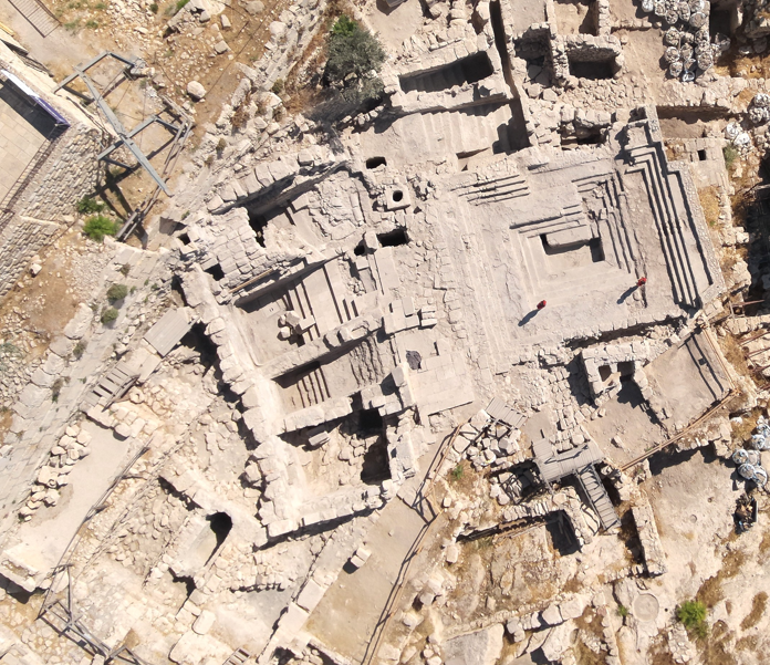 The excavation of the Mikveh complex south of the Temple Mount in Jerusalem (Emil Sadikov) The excavation of the Mikveh complex south of the Temple Mount in Jerusalem (Emil Sadikov)