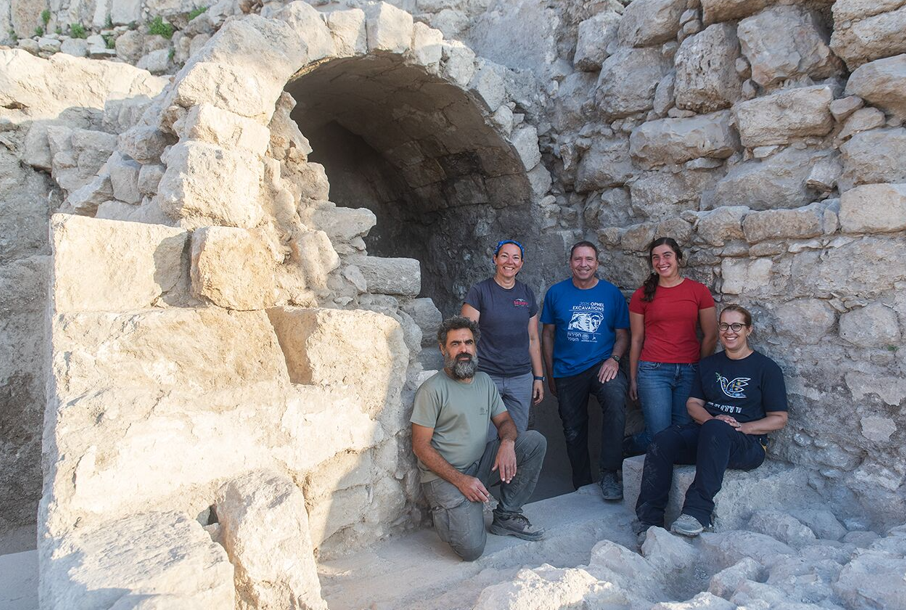 Members of the excavation team, including Uzi Leibner (center), in front of the vaulted ritual bath discovered in excavations at the foot of the Temple Mount in Jerusalem (Aubrey Mercado) Members of the excavation team, including Uzi Leibner (center), in front of the vaulted ritual bath discovered in excavations at the foot of the Temple Mount in Jerusalem (Aubrey Mercado)