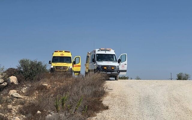 Ambulances at the scene of a suspected stabbing attack at the West Bank farming outpost Maoz Yehuda settlement farm on September 7, 2026 (Magen David Adom)