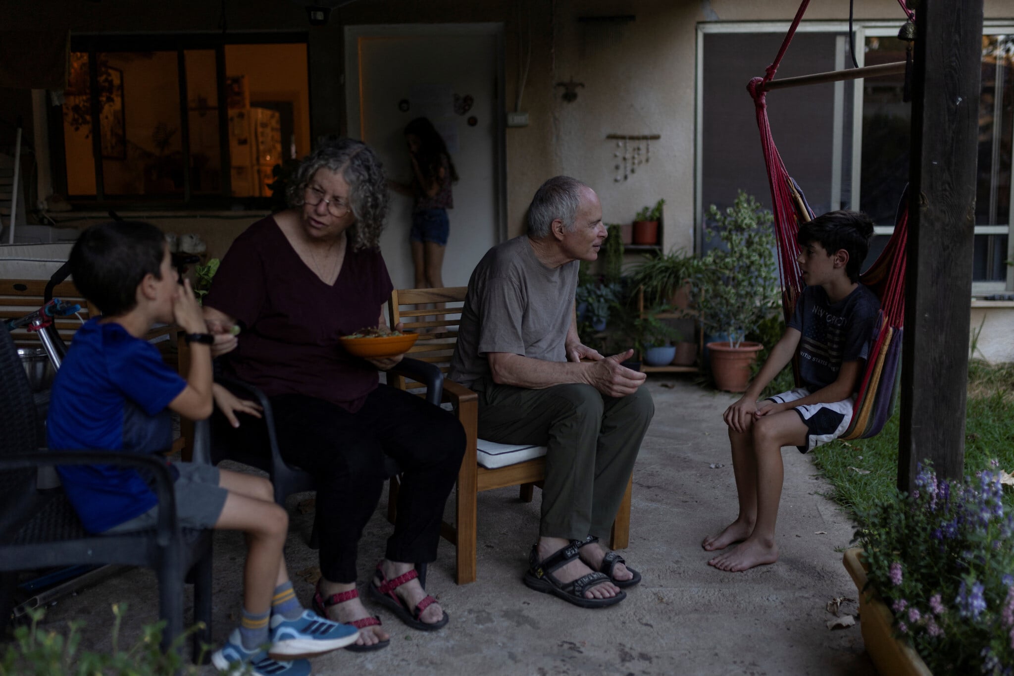 Photo : The Times of Israel Anciens otages du 7 octobre : des rescapés reconstruisent leur vie