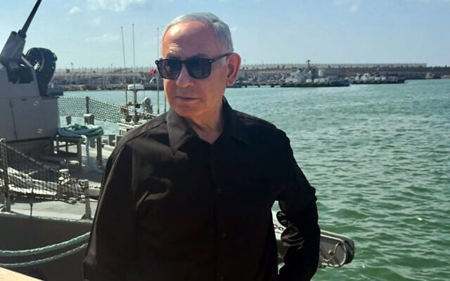 Prime Minister Benjamin Netanyahu visits a navy base in Ashdod, October 4, 2026. (Omer Miron/GPO)