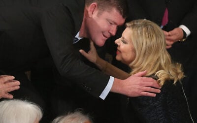 Australian billionaire businessman James Packer (Top) greets Sara Netanyahu (R), while Elie Wiesel sits below, moments before Prime Minister Benjamin Netanyahu spoke about Iran to a joint meeting of the United States Congress in the House chamber at the US Capitol, March 3, 2015 in Washington, DC. (Chip Somodevilla/ Getty Images/ AFP/ File) Australian billionaire businessman James Packer (Top) greets Sara Netanyahu (R), while Elie Wiesel sits below, moments before Prime Minister Benjamin Netanyahu spoke about Iran to a joint meeting of the United States Congress in the House chamber at the US Capitol, March 3, 2015 in Washington, DC. (Chip Somodevilla/ Getty Images/ AFP/ File)