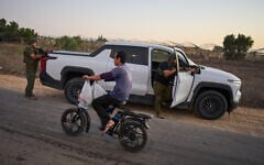 Members of the Yesha community attend military training during the simulation of a terrorist attack, under the direction of volunteers from a group called Magen48, in southern Israel along the border with Gaza, October 4, 2026. (AP Photo/Oded Balilty)