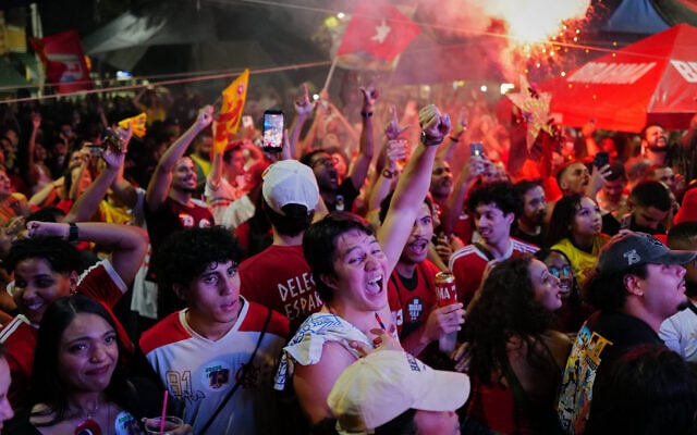 Supporters of President Luiz Inacio Lula da Silva, who is seeking reelection, celebrate presidential runoff results in Rio de Janeiro, Brazil, October 25, 2026. (AP Photo/Lucas Landau) Supporters of President Luiz Inacio Lula da Silva, who is seeking reelection, celebrate presidential runoff results in Rio de Janeiro, Brazil, October 25, 2026. (AP Photo/Lucas Landau)