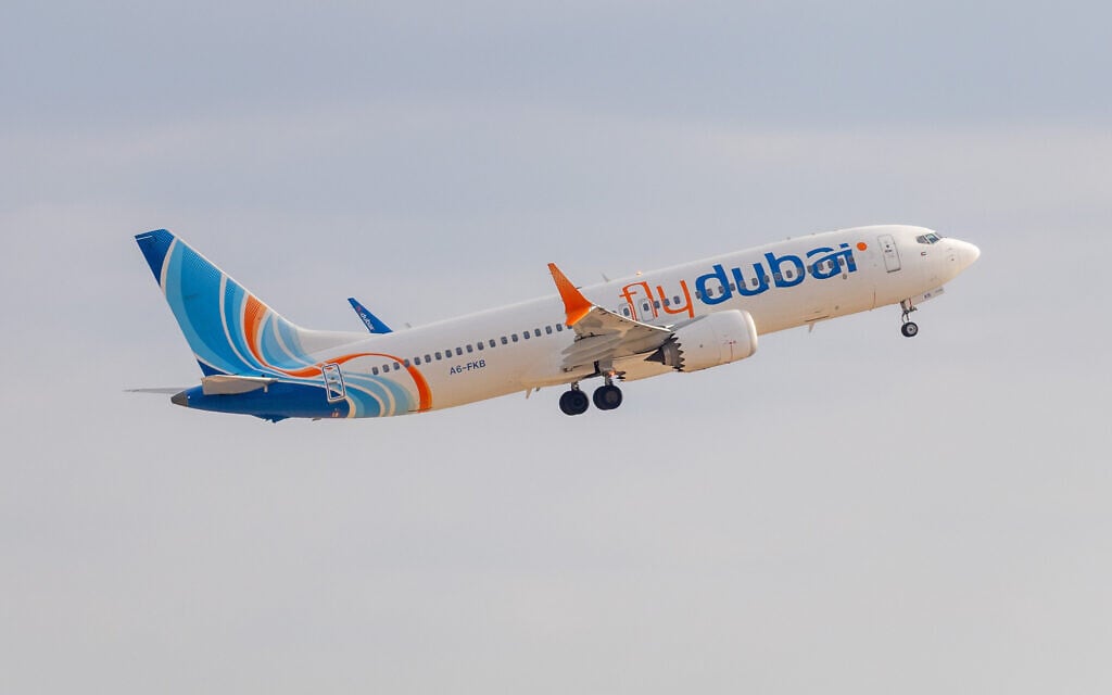 A flydubai flight takes off from Ben Gurion Airport on September 30, 2026. (Yossi Aloni/Flash90)