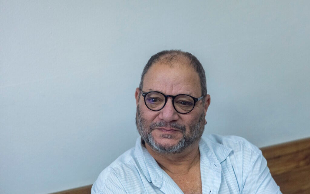 MK Ofer Cassif at the Jerusalem Magistrate’s Court, October 8, 2026. (Chaim Goldberg/Flash90)