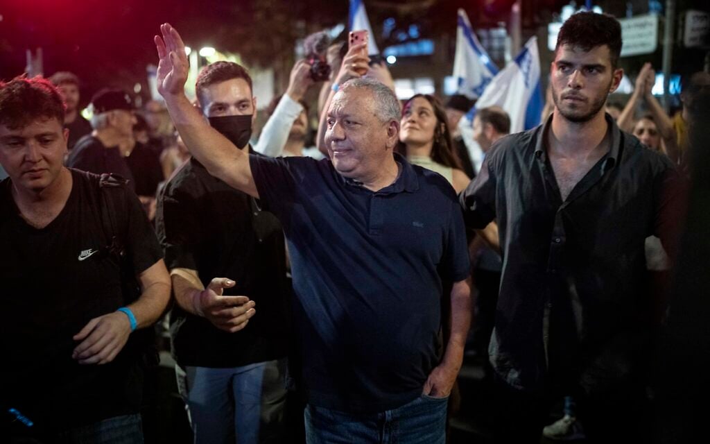 Shin Bet to provide security for three opposition party leaders amid rising threats