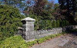 Stone fences, Greenwich, Connecticut (Carol M. Highsmith/Buyenlarge/Getty Images via JTA)