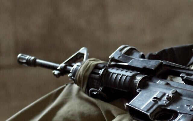 Illustrative: An assault rifle (Vanish_Point; iStock by Getty Images)