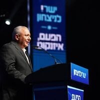 Gadi Eisenkot speaks at a campaign rally in Tel Aviv, October 25, 2026. (Courtesy of Yashar)